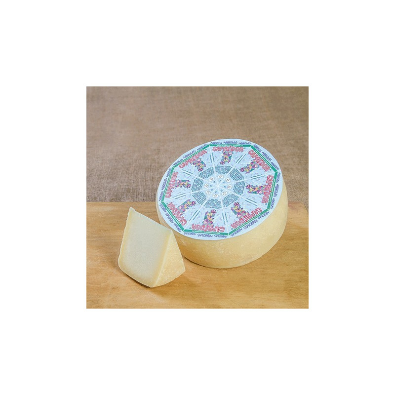 Frischer Ziegenkäse - Argiolas Formaggi Frischer Ziegenkäse - Argiolas Formaggi