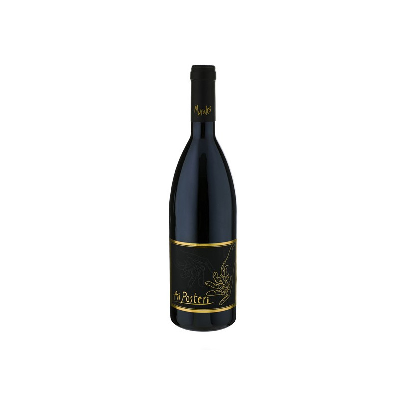 Ai Posteri - Vino Rosso - Isola dei Nuraghi I.G.T. - Prodotto Tipico Sardo - Bottiglia 0,75 L - Murales Ai Posteri - Vino Rosso - Isola dei Nuraghi I.G.T. - Prodotto Tipico Sardo - Bottiglia 0,75 L - Murales