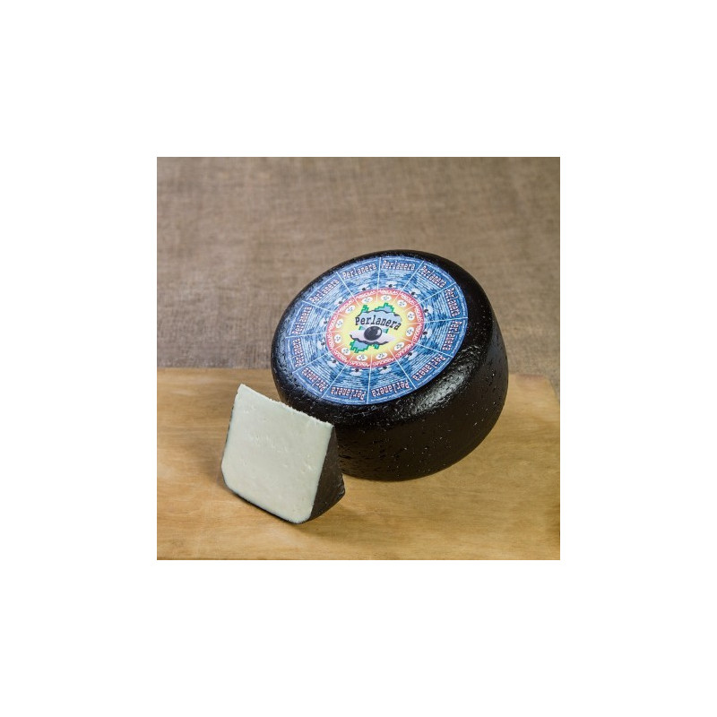 Perla d'Oro. Sardinian ewe's cheese - Argiolas Formaggi Perla d'Oro. Sardinian ewe's cheese - Argiolas Formaggi